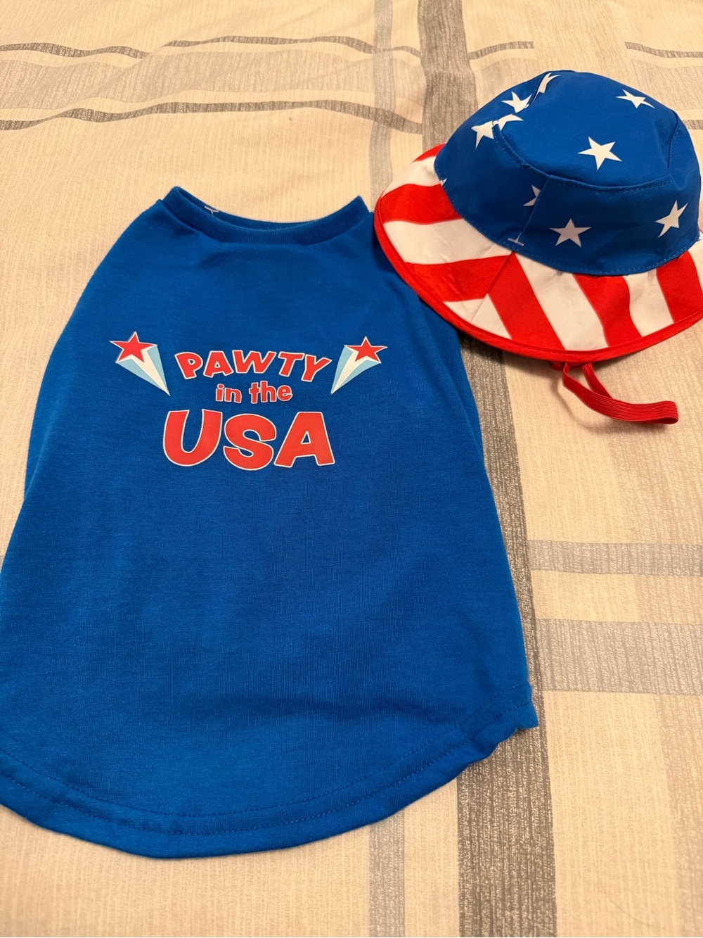 Top Paw Blue 'Pawty in the USA' Dog Tee with Patriotic Bucket Hat